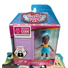 Royale High Suprise Locker Series 2 with CODE
