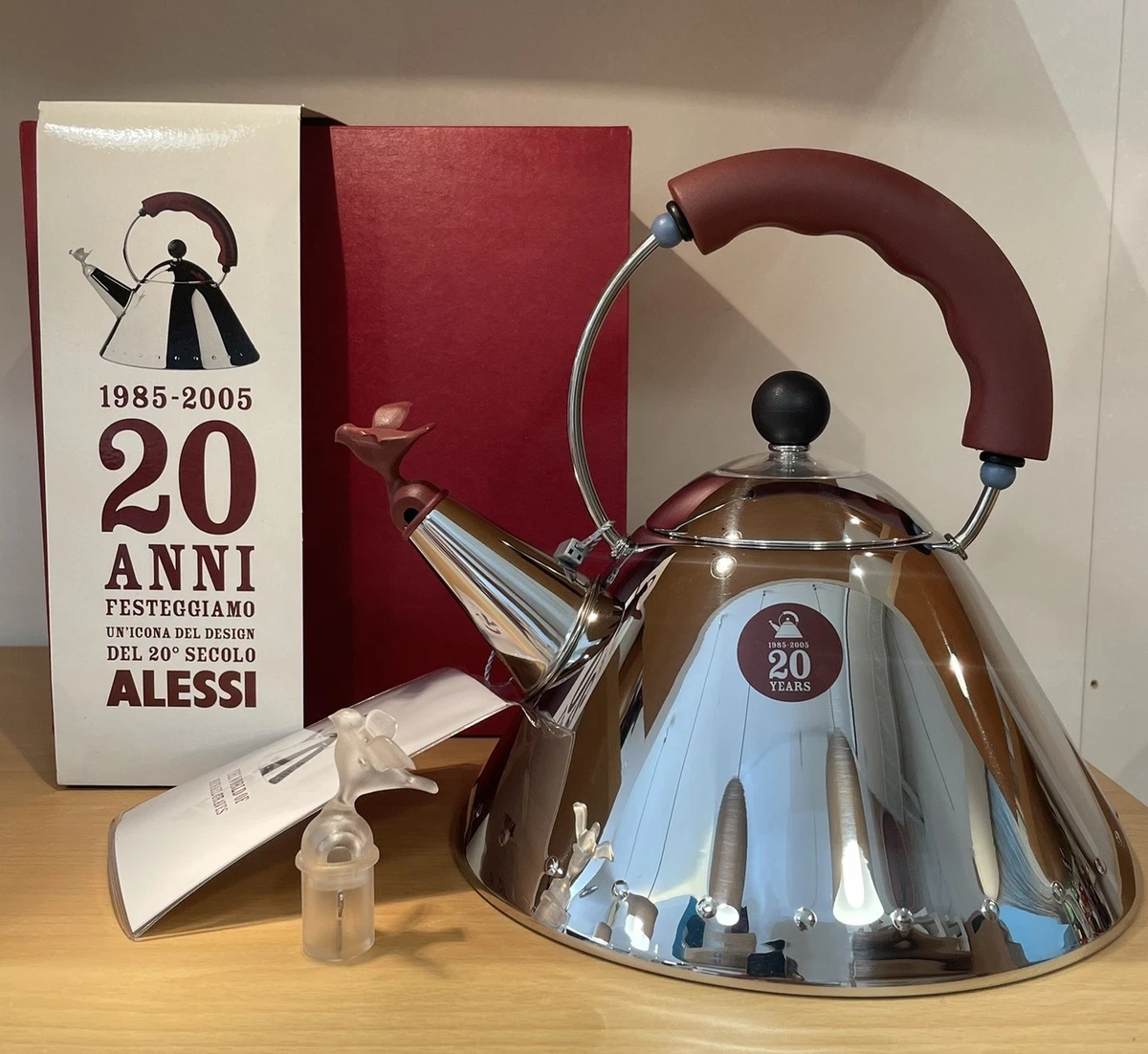 Alessi MG33 Teiera In Acciaio Inox 18/10 – 1 Litro – Manico In PA – Design Michael Graves – Azzurro – Made In Italy