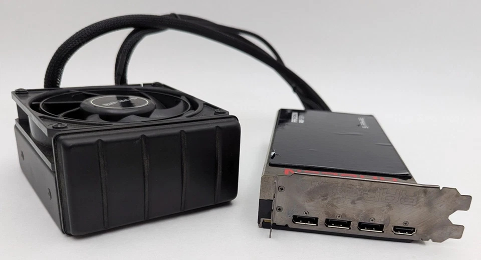 SAPPHIRE Radeon R9 FURY X Liquid Cooled 4GB HBM Graphics Card GPU - AS-IS *READ* - Image 2 of 4