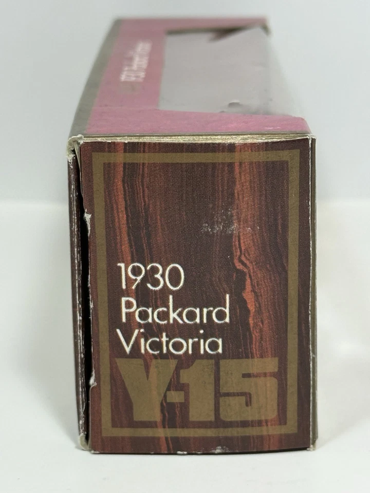 New Boxed Vintage Matchbox V-15 1930 Packard Victoria Model Car Of Yesteryear - Image 3 of 4