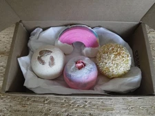 lush bath bomb 4-variety pack ( refer to pictures for name )