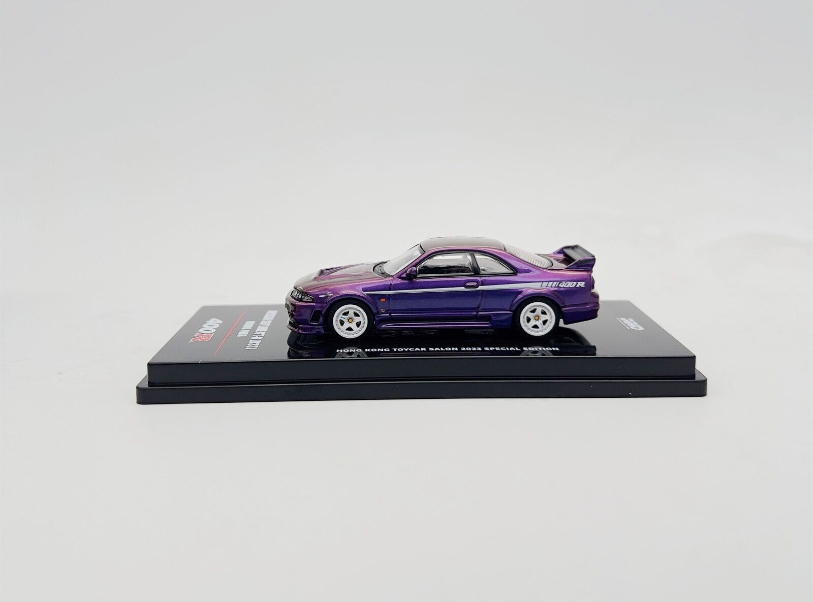 INNO64 1:64 Nissan Skyline GT-R R33 Nismo 400R Purple HongKong 