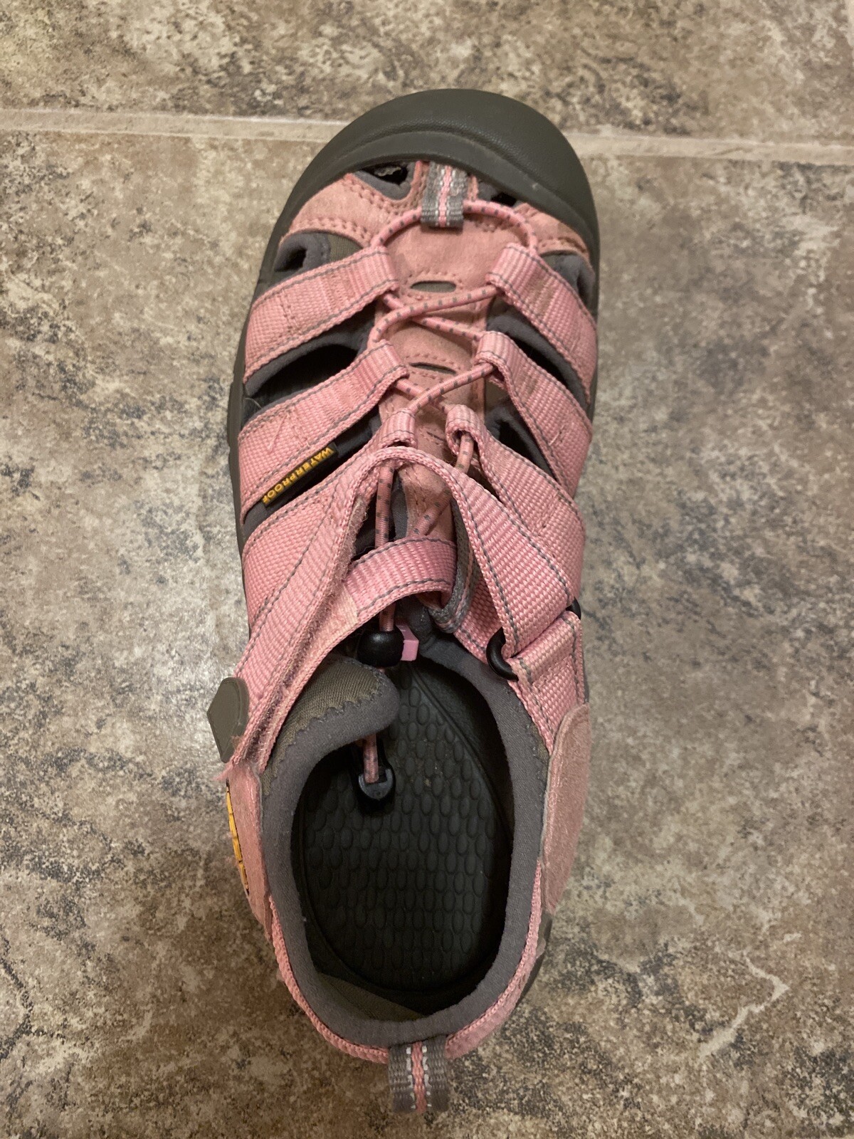 Sandali impermeabili Keen Ragazze Giovanili Rosa SINISTRA UNA SOLA SCARPA Amputato Taglia 5