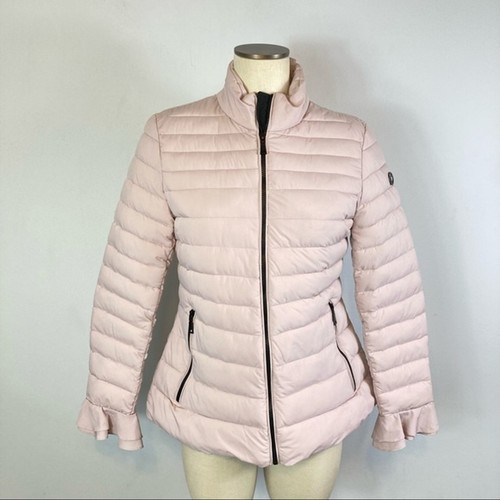 tahari ruffle puffer