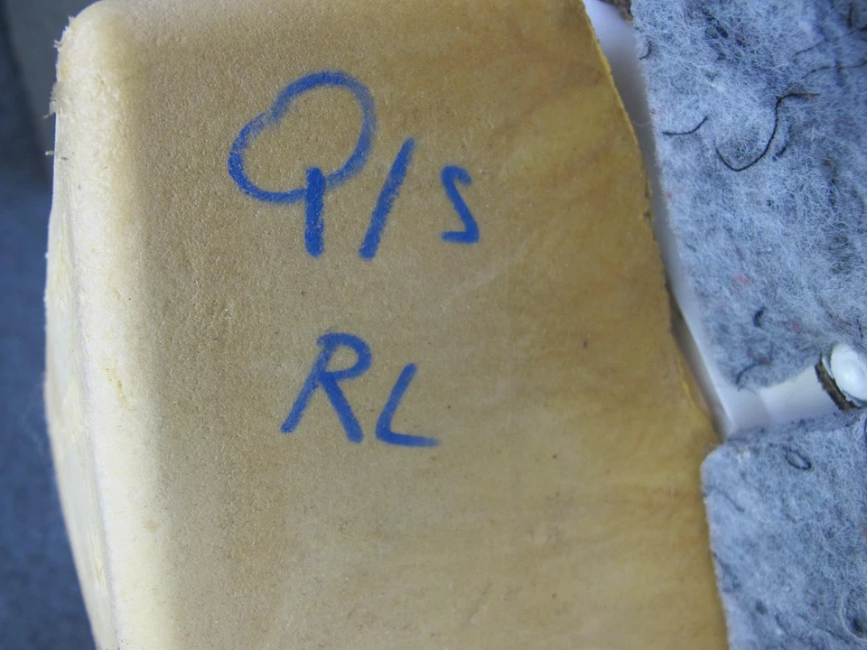 LEXUS IS350 IS250 CONV 2010 cuarto trasero interior juego de panel de cubierta negro OEM Foto 2 de 4