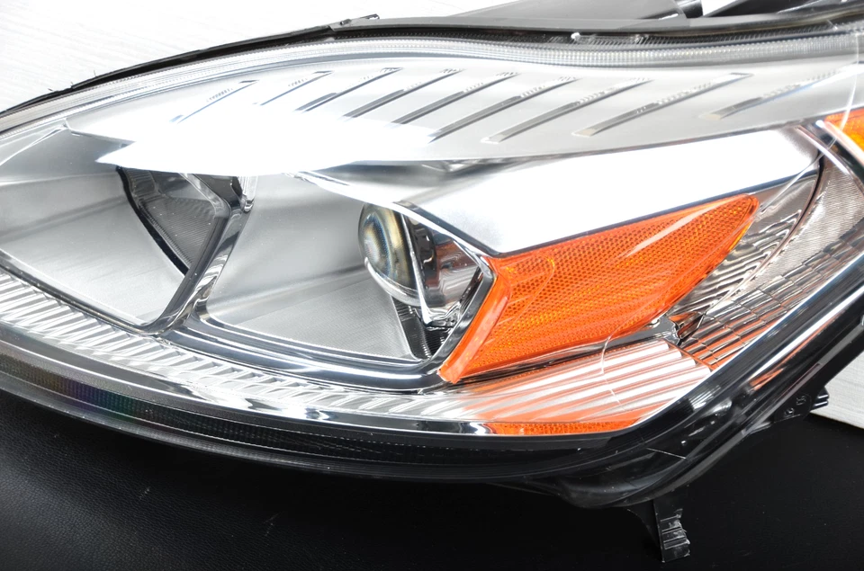 В комплекте! Оригинальная левая ксеноновая фара со стороны водителя для Ford C-Max 2017–2018 годов от оригинального производителя - Изображение 3 из 4