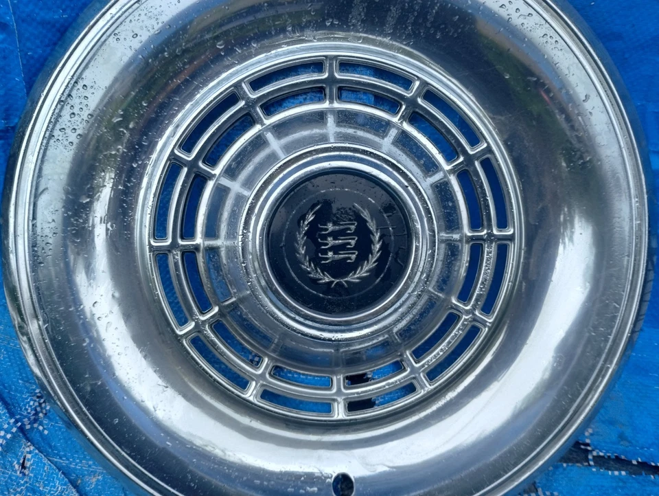 Ford LTD II Ranchero 1977 1978 1979 14" tapacubos cubierta de rueda OEM #b Foto 2 de 4