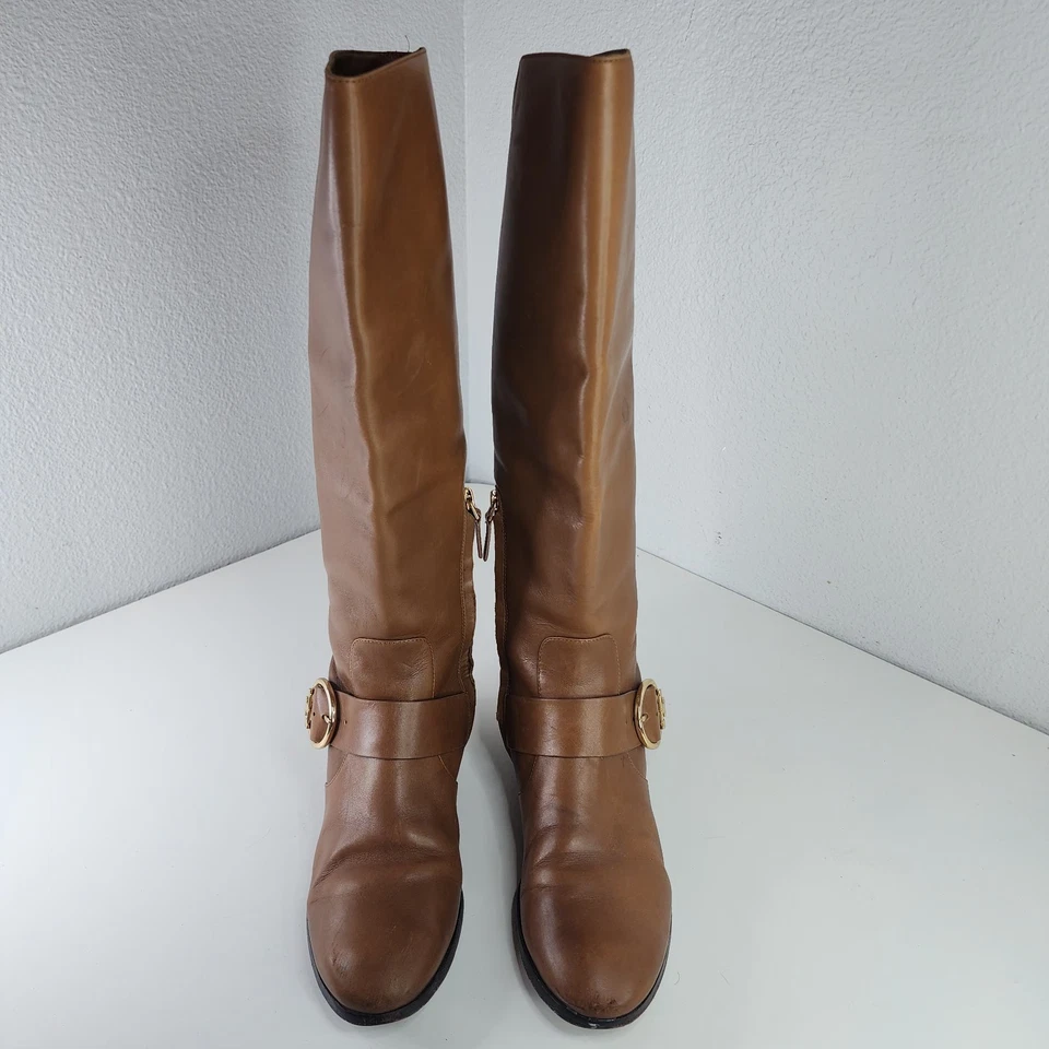 Botas de montar altas de cuero marrón Tory Burch logotipo con hebilla dorada para mujer 9,5 M $249 Foto 3 de 4