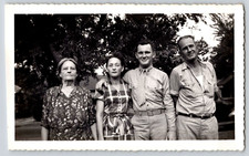 Photograph Picture Family Snapshot Vintage MIlitary Uniform Family