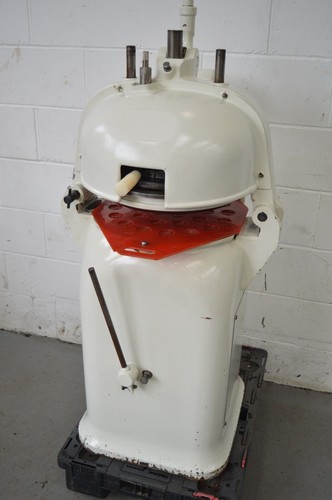 BDM Bun Divider Moulder Semi Auto 30 Piece + 1 Plate 415v 3 Phase FWO FREE P+P - Picture 2 of 11
