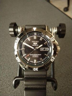 Seiko 5 Sports Cal.7S36 23 Jewels Day Date Stainless Steel