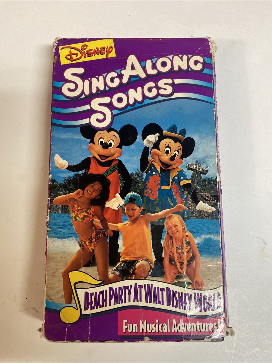 Sing Along Songs - Mickeys Fun Songs: Beach Party at Walt