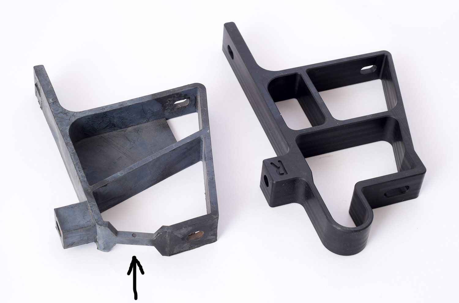 BMW E30 Air Dam plastic brackets 325es 325is 1986 1987 Not weak 3D