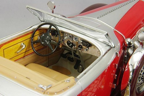 Minichamps 107150430 1/18 Duesenberg Model J Torpedo Convertible Coupe 1929 Red - Picture 5 of 12