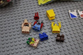 LEGO (3833) SpongeBob SquarePants: Krusty Krab Adventures, 100% Complete No Box