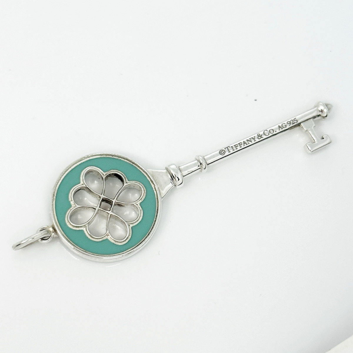 Tiffany & Co Blue Enamel Round Quatrefoil Daisy Flower Key Pendant