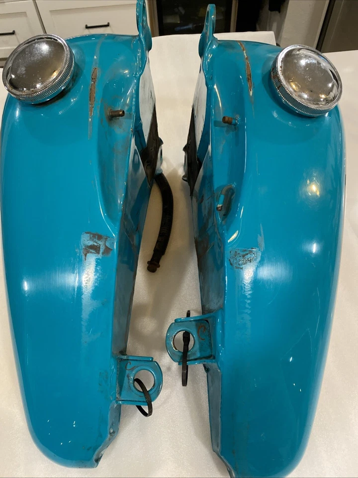 Harley-Davidson Split Tanks Fat Bob 5 Gal. NO RUST. - Image 2 of 4