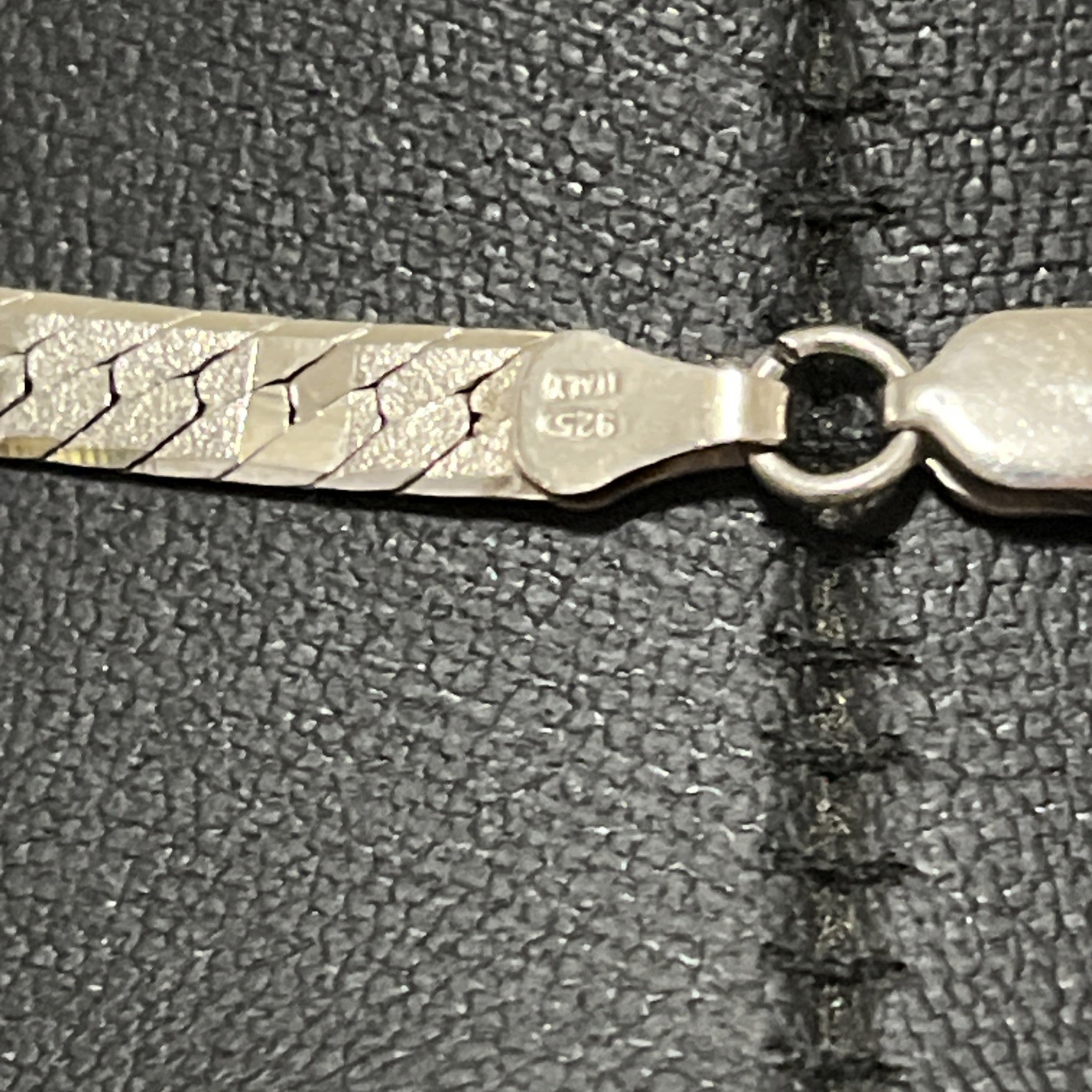 Picture 3 of 6