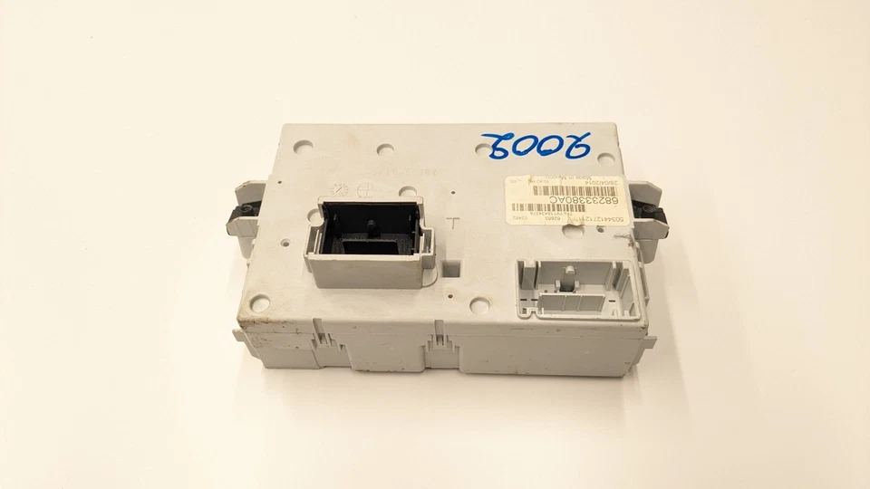 MODULO COMANDO CORPO JEEP CHEROKEE KL MK5 BCM ECU 68233380AC 2014 - Immagine 3 di 4