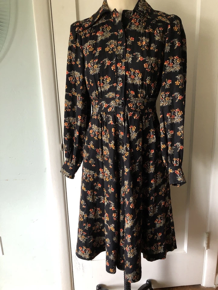 Vintage Ilgwu 1970's Union Made Dress size 9 button up floral butterfly collar - Image 2 of 4