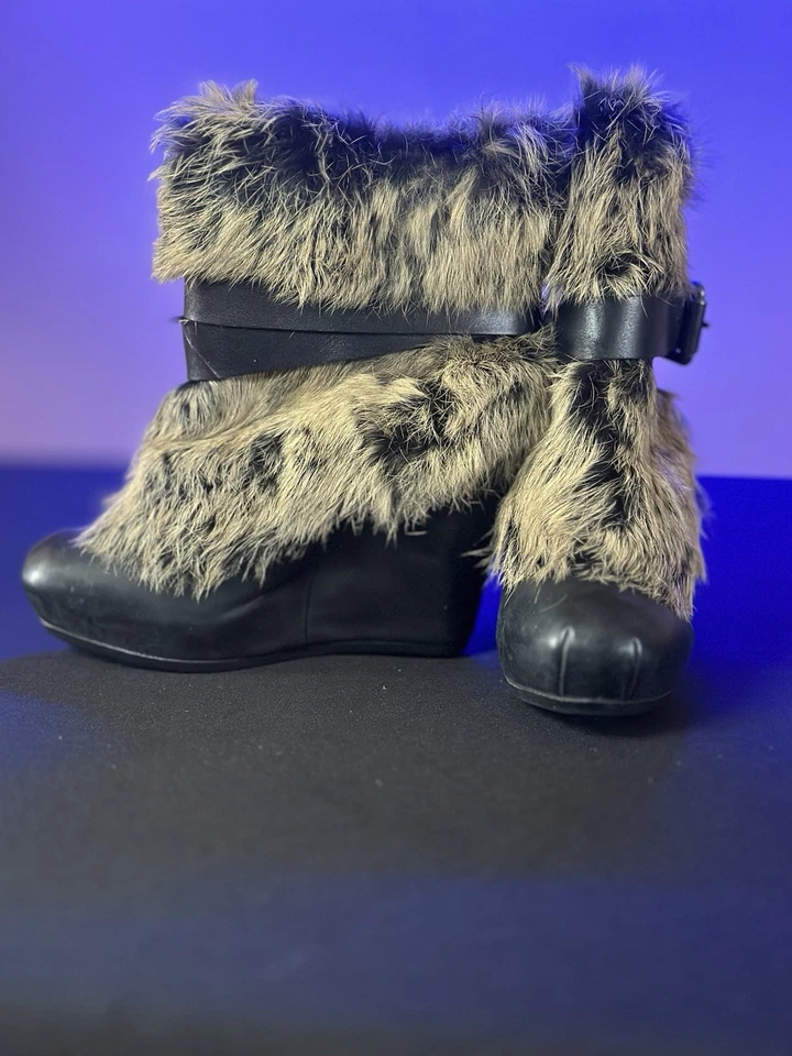 Botines de cuña Ash para mujer de piel de conejo real de cuero negro talla 6 nuevos Foto 3 de 4