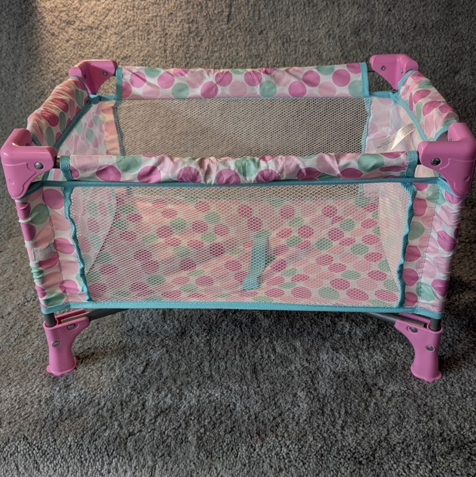 Pink Teal Mesh Sides Foldable