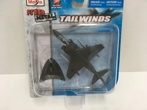 Maisto Contemporary Diecast Aircraft & Spacecraft 2015 Year of Manufacture