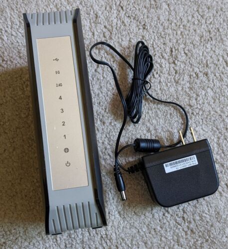 TRENDnet AC1900 High Power Dual Band 2.4 / 5GHz Wireless Router TEW-818DRU - Picture 2 of 4