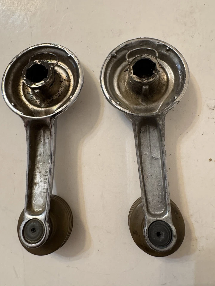 OEM GM 1967 Pontiac GTO Lemans Tempest Set Of 2 Window Crank Handles Dark Saddle - Изображение 4 из 4