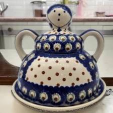 Dome Lady Cheese Keeper Butter Dish Boleslawiec 8"H x 8"W Poland Polish Pottery