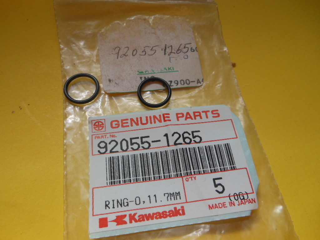 Yo-ko 　0405 NOS OEM FACTORY KAWASAKI ZX1000 ZX900 ZL900 O-RING 11.7MM