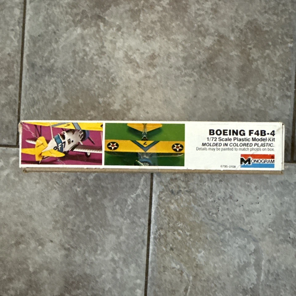 Kit modelo Boeing F4B-4 1979 monograma en caja original escala 1:72 contenido sellado Foto 2 de 4