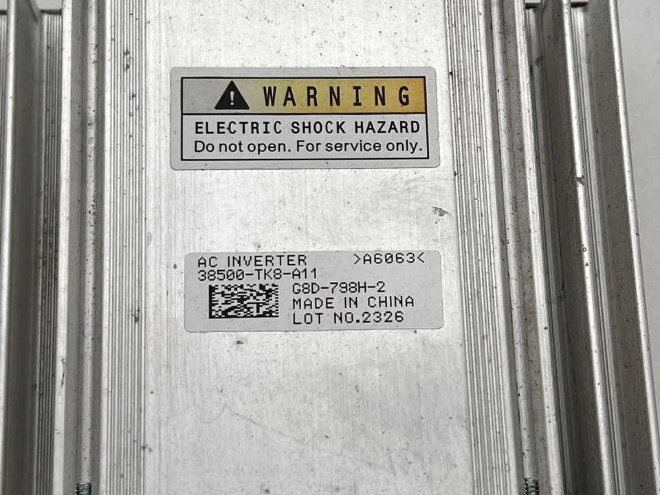 Convertidor/inversor de CC Honda Odyssey 2014-2017 Foto 2 de 4