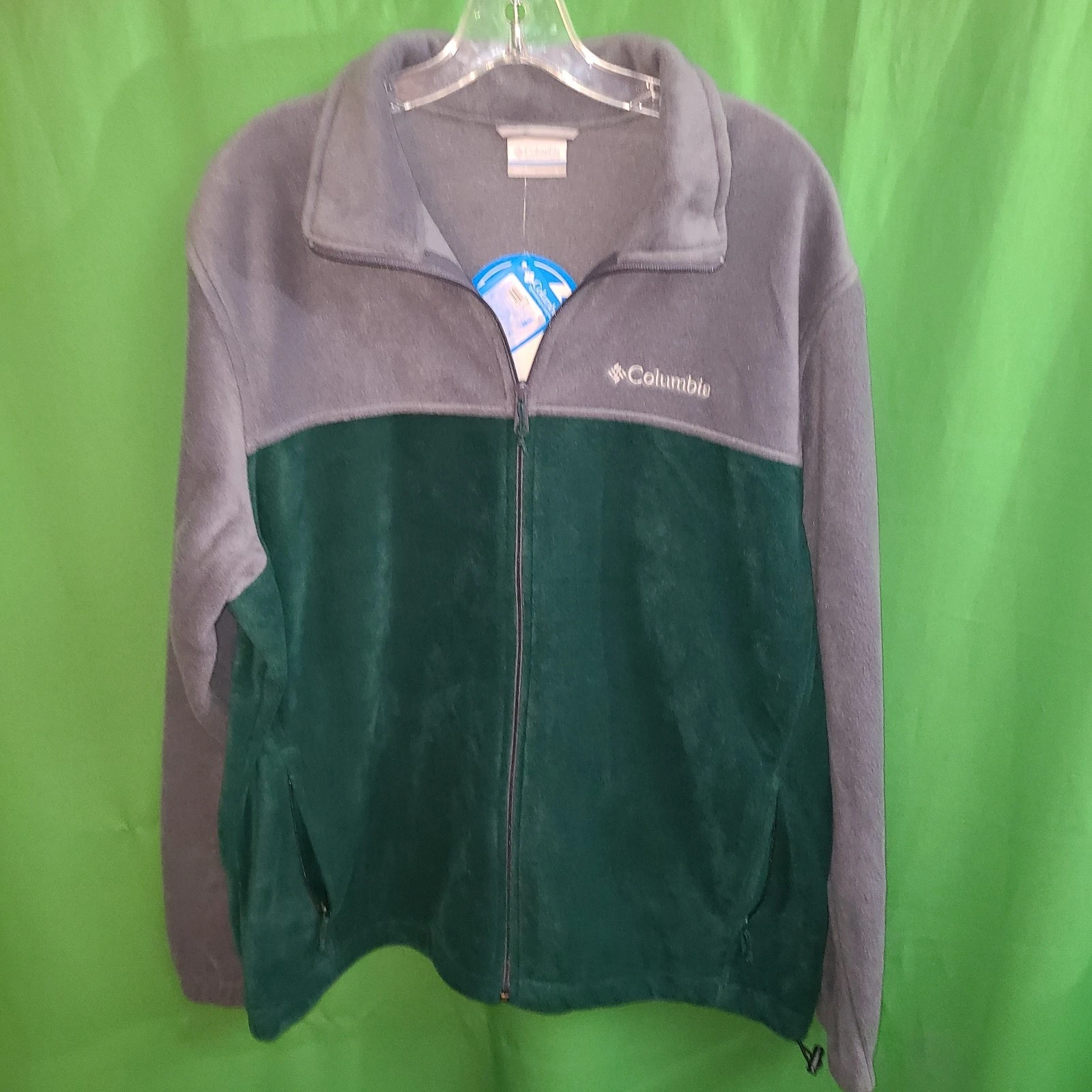 B386) NWT COLUMBIA large men's fleece Steens Mountain Full Zip jacket green