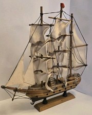 Maquette classique bateau en bois 12 pouces