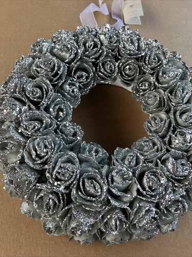 Ghirlanda di rose grigie con glitter argento da appendere 29 cm - Foto 2 di 5