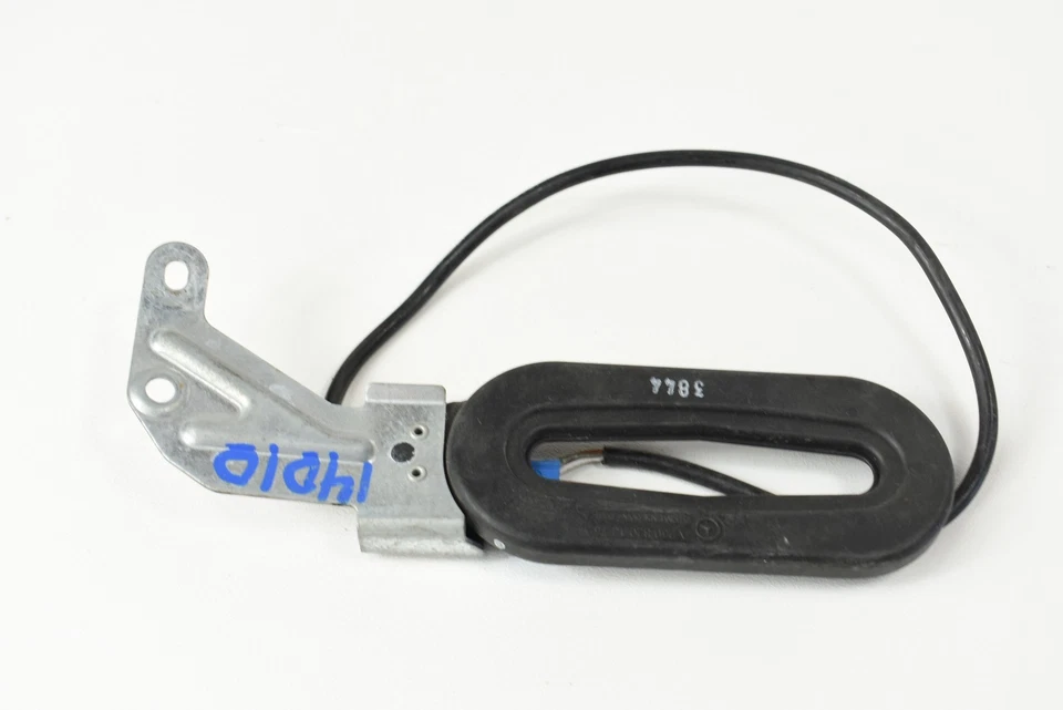 MERCEDES BENZ SL600 R230 2004-2006 OEM PARACHOQUES TRASERO IZQUIERDO ANTENA GO SIN LLAVE Foto 2 de 4