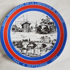 Assiette Commémorative WW2 Libération Vierzon En Porcelaine Collection Militaria