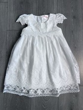 Little Girls White Lace Dress Perfect For Flower Girl 3-4 years
