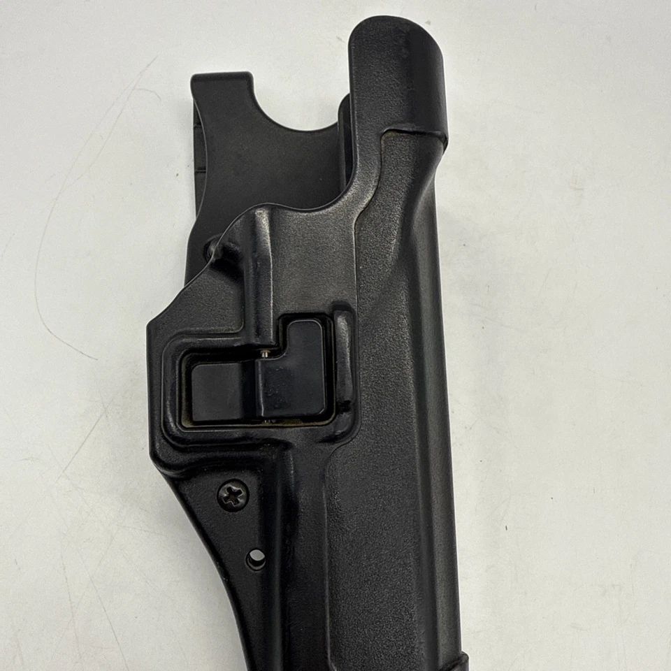 Blackhawk Serpa Level 2 Duty Belt Gun Holster Glock 17/22 Black Right Hand USED - Image 2 of 4