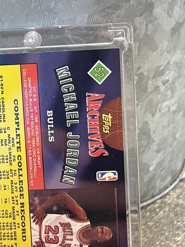 Michael Jordan ROOKIE CARD - TOPPS ARCHIVES ORIGINAL AUTHENTIC BULLS JERSEY #23 - Picture 12 of 12