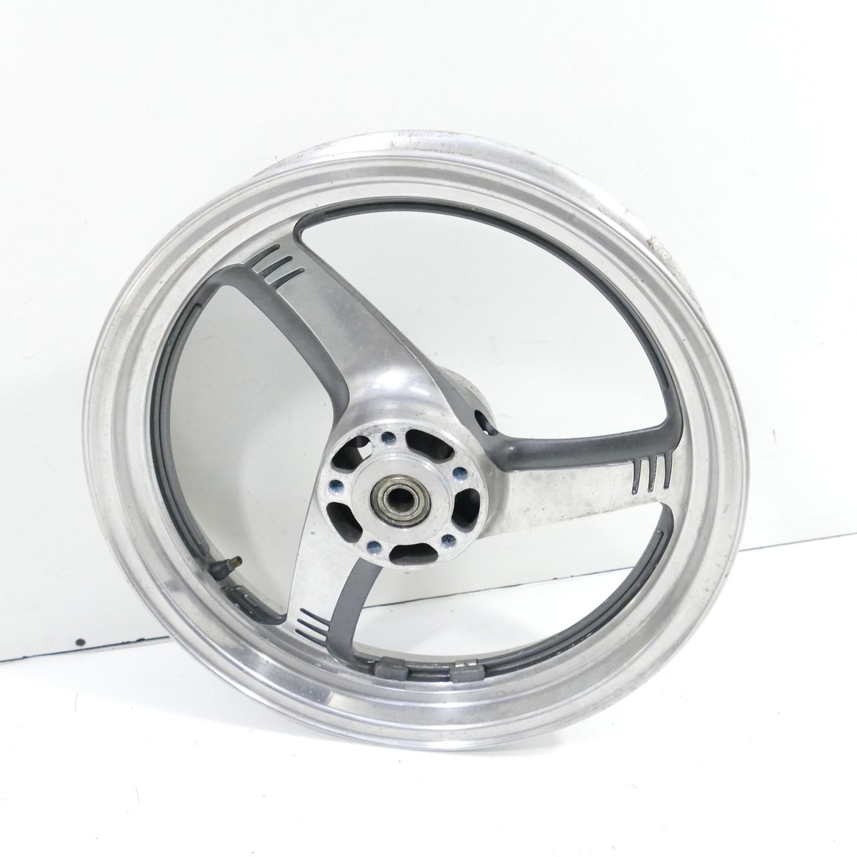 Suzuki VZ 800 Marauder Vorderradfelge 16x3,00 Zoll Felge vorne