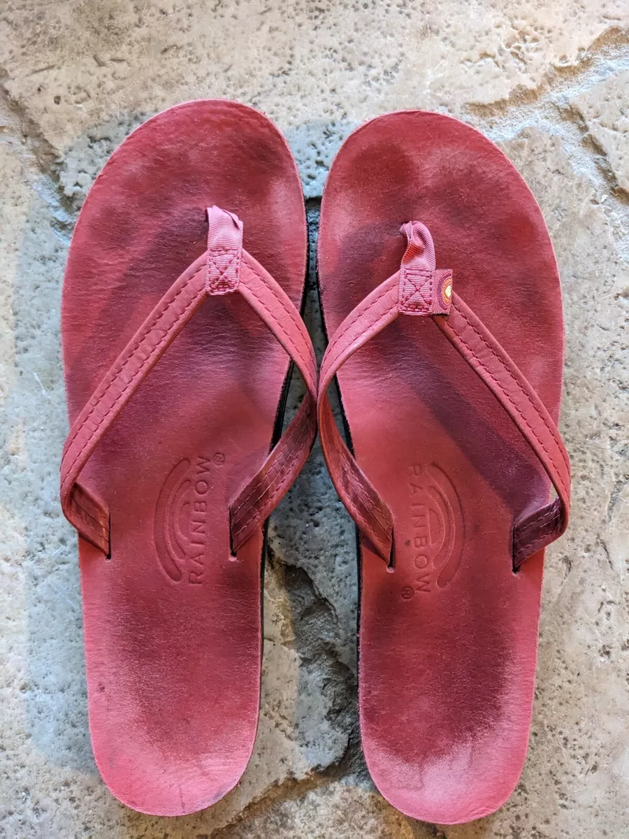 Red leather sales flip flops