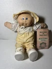 Cabbage Patch Kids Preemie Doll Girl Bald Blue Eyes Clothing Paperwork Coleco