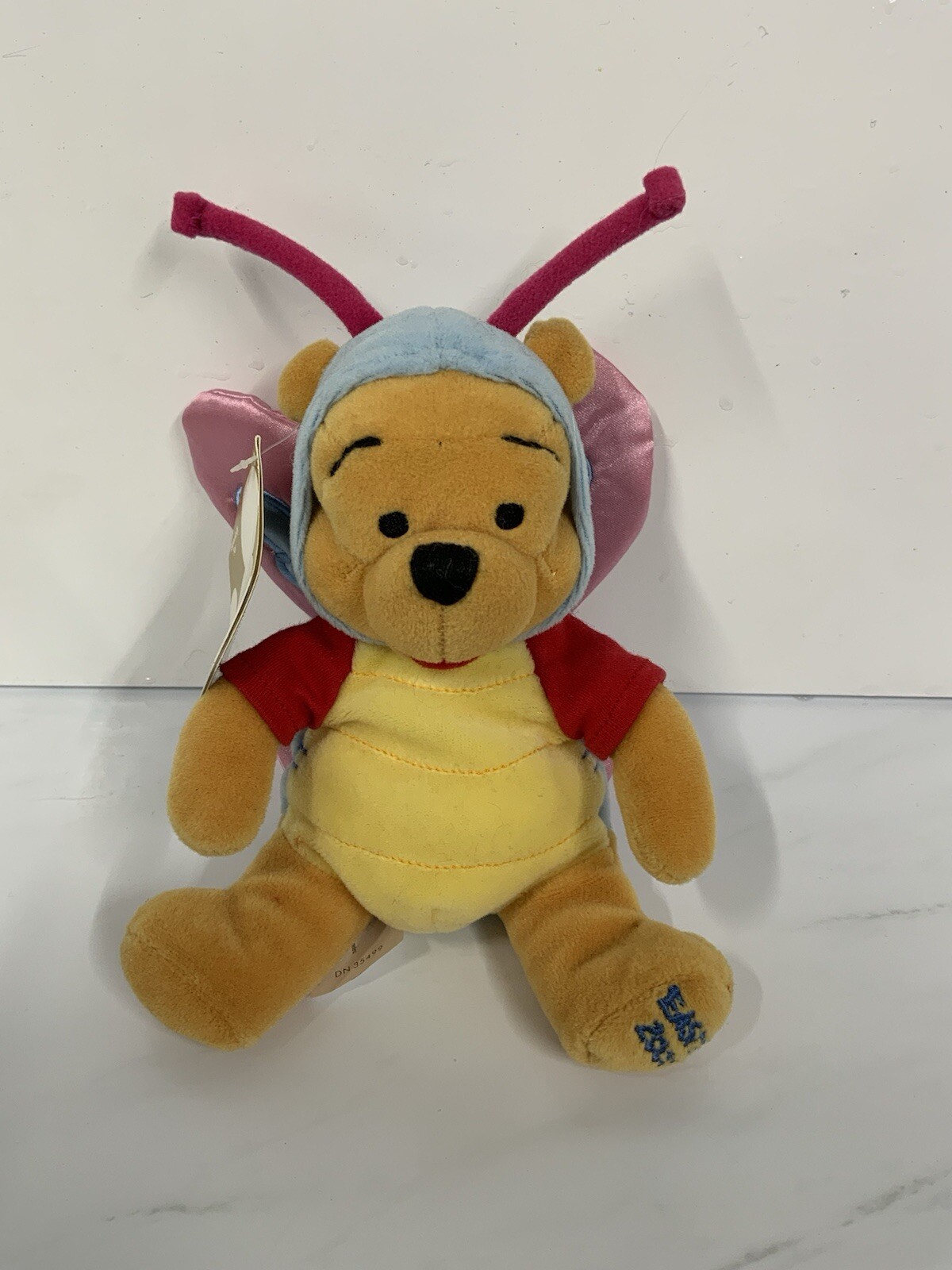 Disney Winnie The Pooh Plush Toy Beanie 9” inch Butterfly Pooh Easter 2000 NEW
