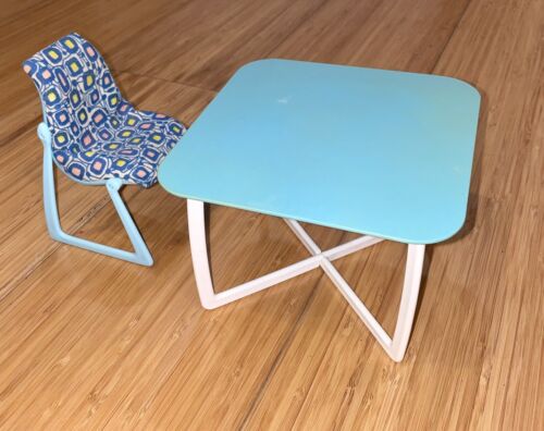 Vintage Barbie Dream House Kitchen Table & Chair 1977 Superstar Furniture - Afbeelding 1 van 7