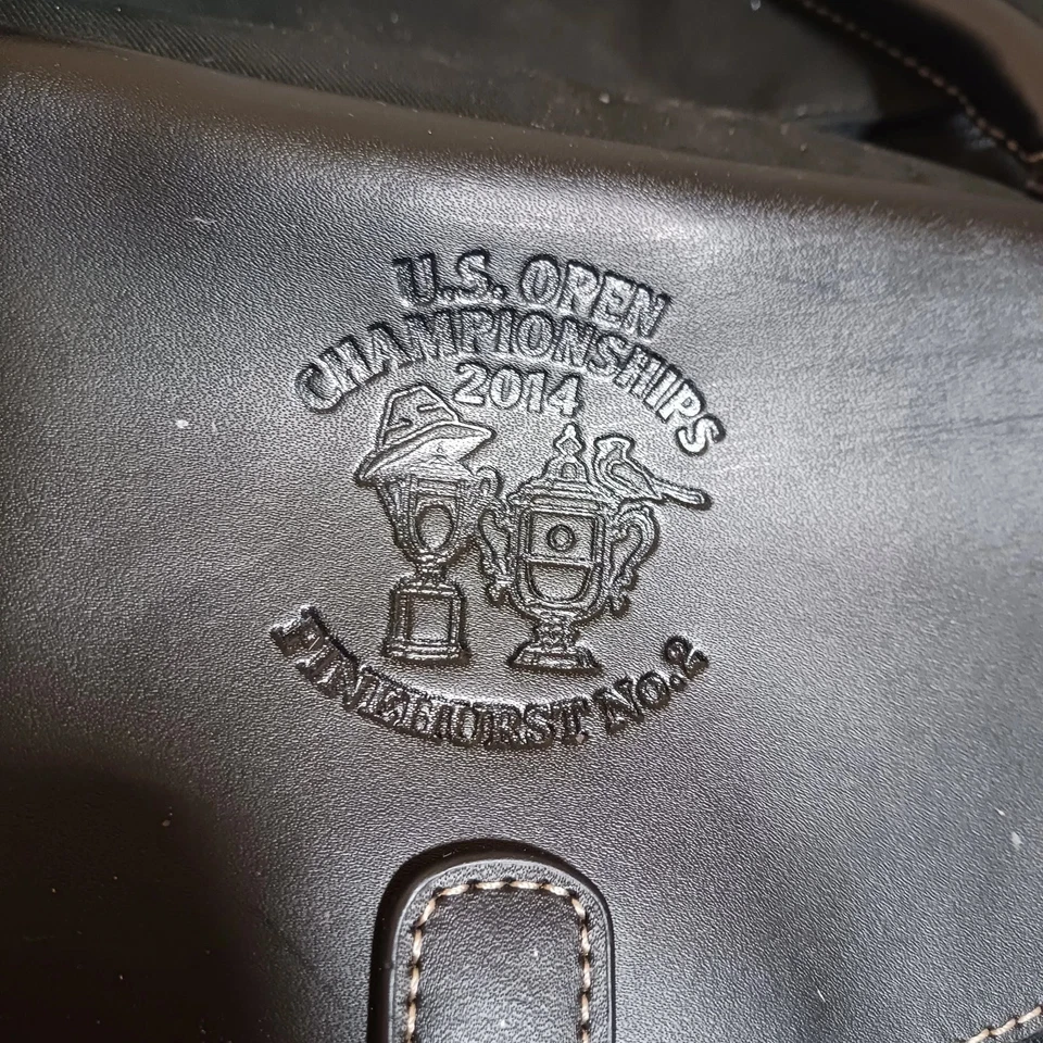 Bolso de noche Bellino de cuero en relieve Pinehurst #2 US OPEN 2014 Foto 2 de 4