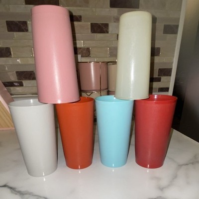 Tupperware cups 