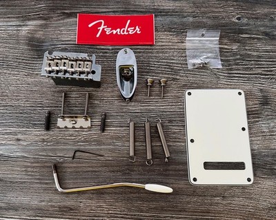 Original Fender Classic Player 60 2018 2-Point Tremolo & Parts Konvolut