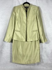Kasper 2PC Skirt Suit Women s 10 Green Blazer Open Long Sleeves Ruched